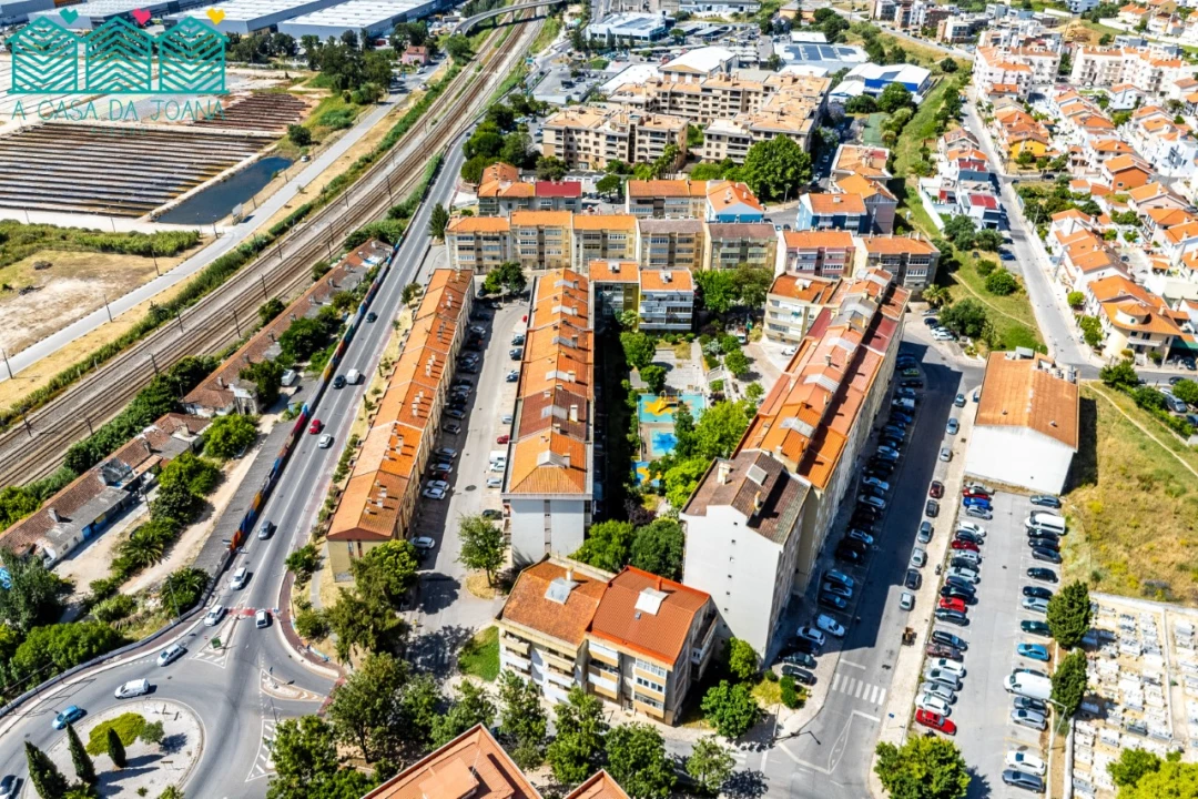 Apartamento T2 para Venda em Póvoa de Santa Iria e Forte da Casa Foto 24