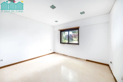 Apartamento T2 para Venda em Póvoa de Santa Iria e Forte da Casa