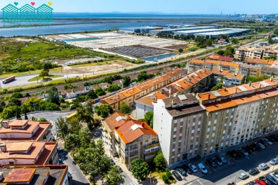 Apartamento T2 para Venda em Póvoa de Santa Iria e Forte da Casa
