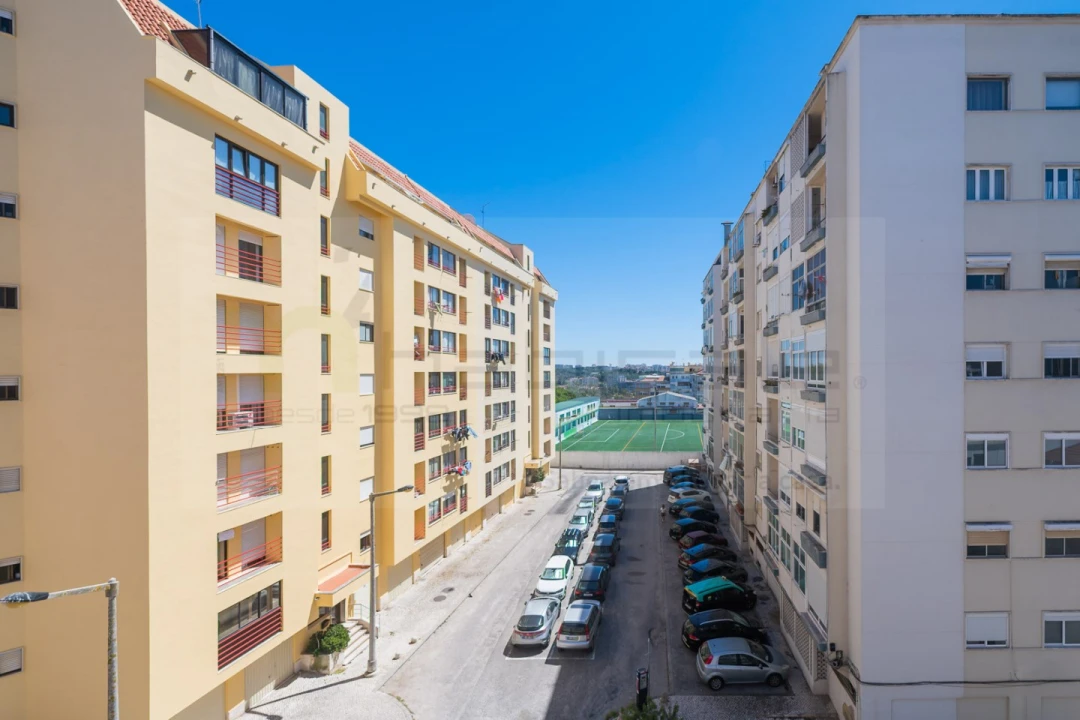 Apartamento T2 para Venda em Almada, Cova da Piedade, Pragal e Cacilhas Foto 35
