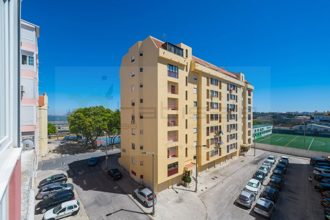 Apartamento T2 para Venda em Almada, Cova da Piedade, Pragal e Cacilhas Foto 36