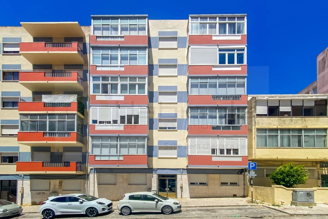 Apartamento T2 para Venda em Almada, Cova da Piedade, Pragal e Cacilhas Foto 41