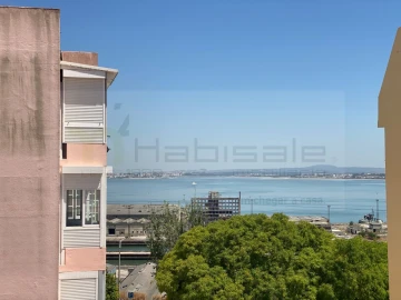 Apartamento T2 para Venda em Almada, Cova da Piedade, Pragal e Cacilhas