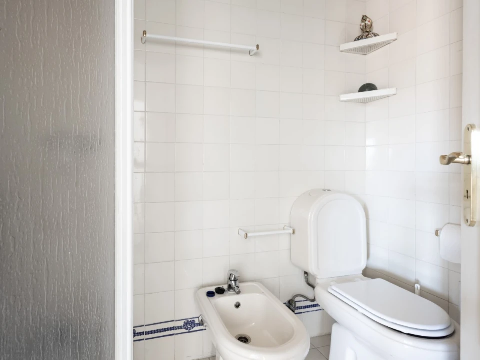 Apartamento T2 para Venda em Buarcos Foto 14