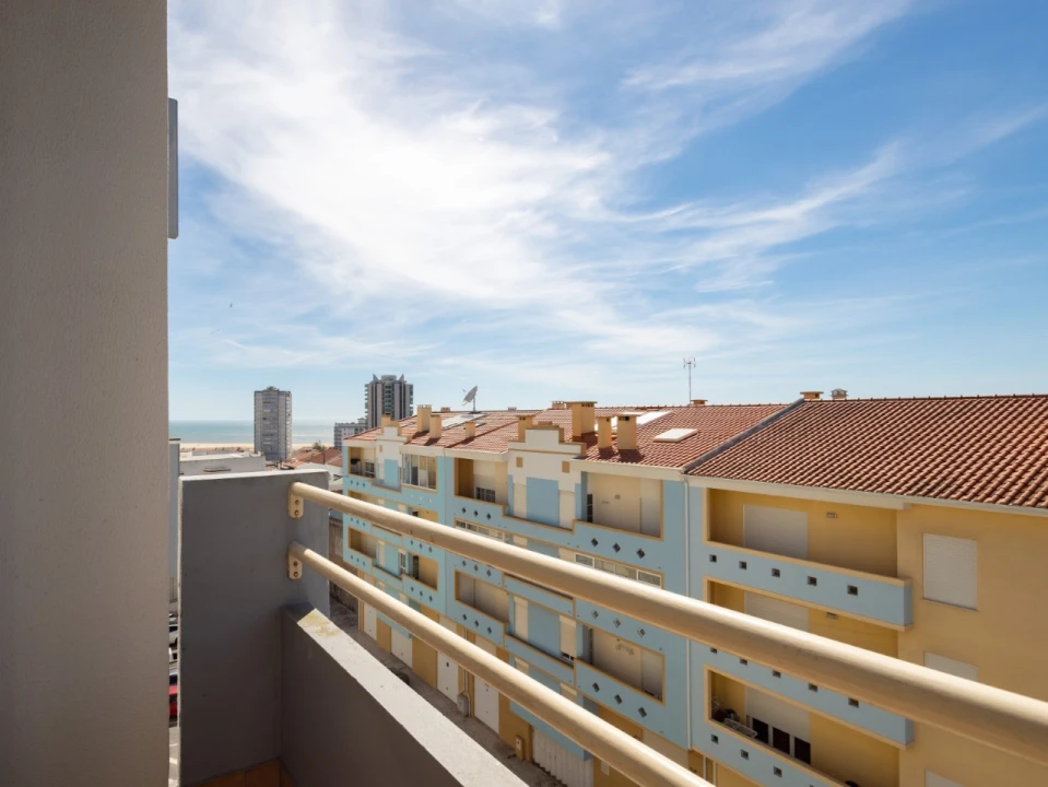 Apartamento T2 para Venda em Buarcos Foto 7