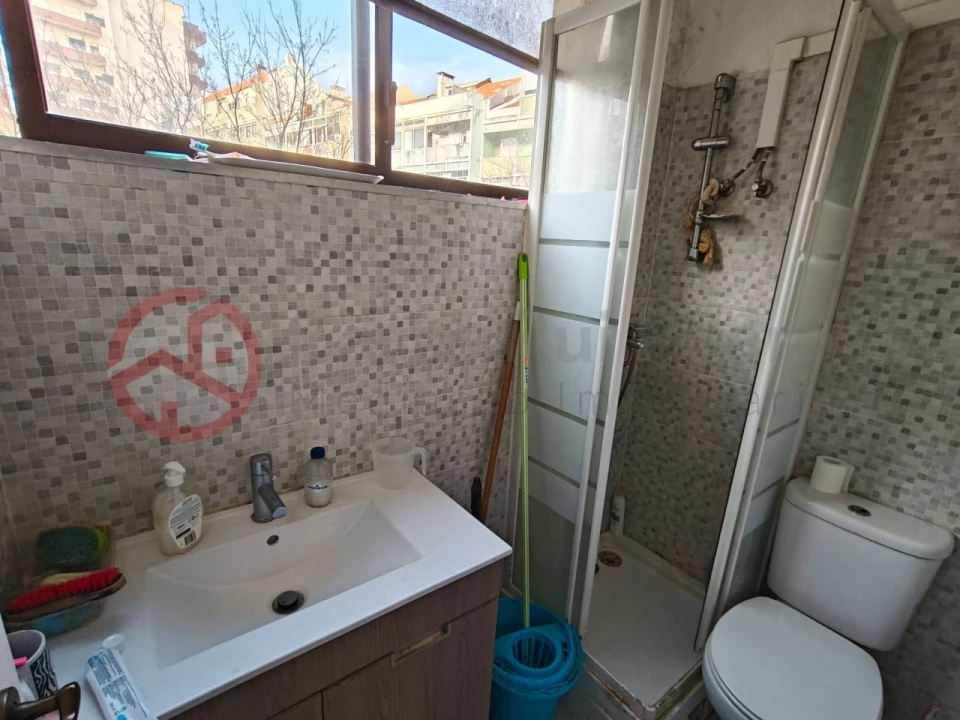Apartamento T2 para Venda em Almada, Cova da Piedade, Pragal e Cacilhas Foto 11