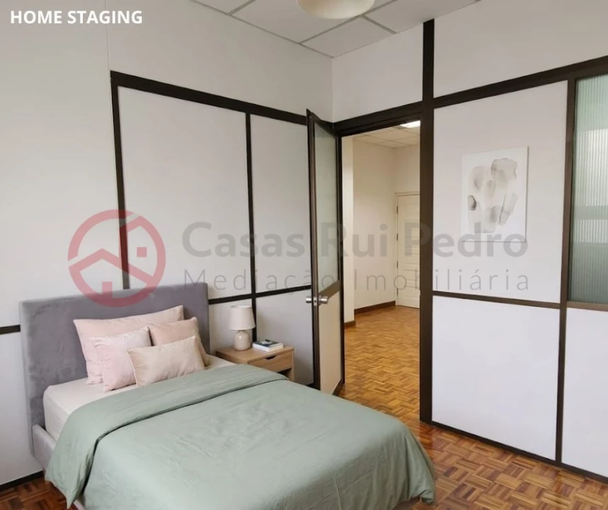 Apartamento T2 para Venda em Almada, Cova da Piedade, Pragal e Cacilhas Foto 1