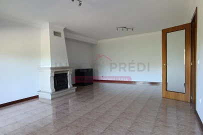Apartamento T3 para Venda em Águeda e Borralha