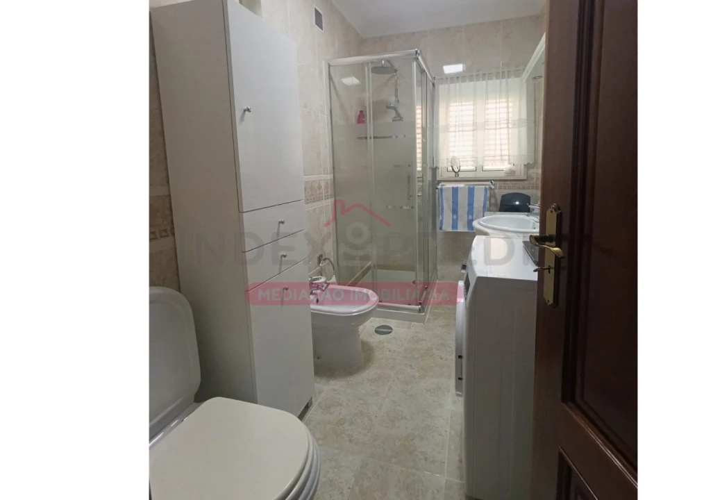 Moradia T3 para Venda em Albergaria-A-Velha e Valmaior Foto 9
