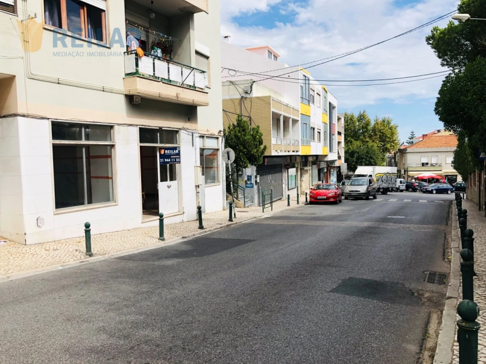 Loja para Arrendamento em Santa Iria de Azoia, São João da Talha e Bobadela Foto 10