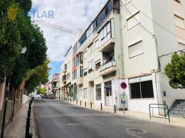 Loja para Arrendamento em Santa Iria de Azoia, São João da Talha e Bobadela