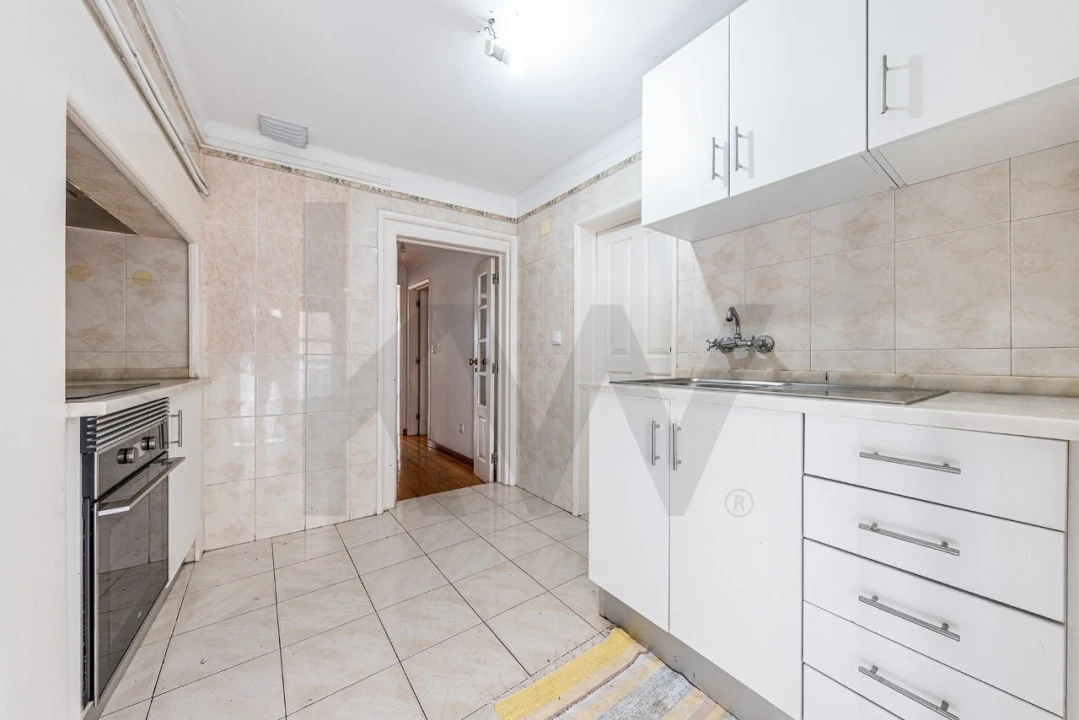 Apartamento T3 para Venda em Misericórdia Foto 23
