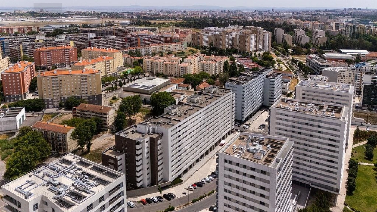 Apartamento T3 para Venda em Lumiar Foto 38