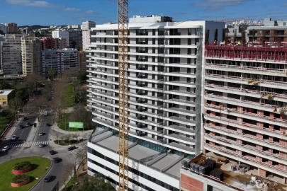 Apartamento T3 para Venda em Algés, Linda-A-Velha e Cruz Quebrada-Dafundo