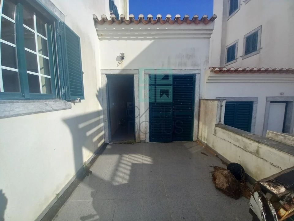 Moradia T4 para Venda em Santo Isidoro Foto 19