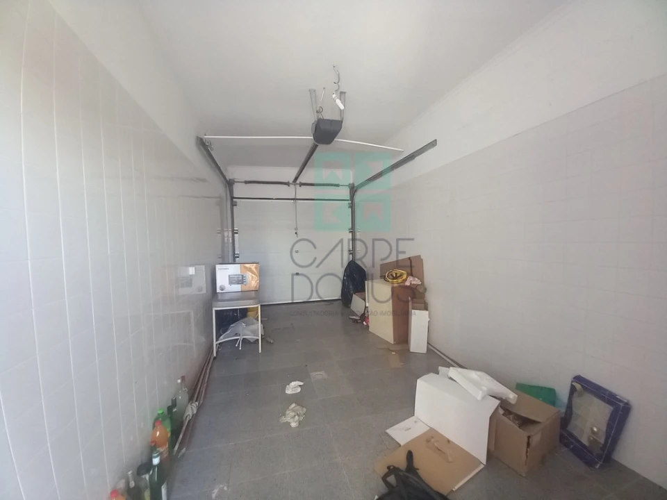Moradia T4 para Venda em Santo Isidoro Foto 20