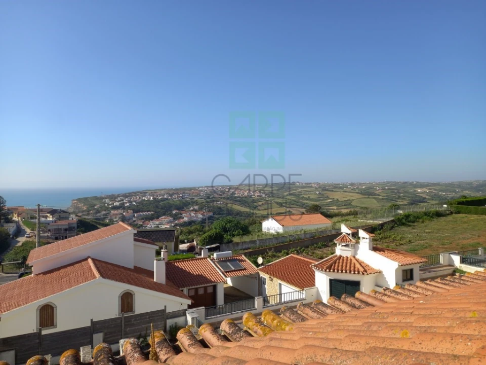 Moradia T4 para Venda em Santo Isidoro Foto 46