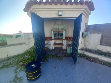 Moradia T4 para Venda em Santo Isidoro