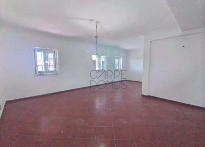 Moradia T5 para Venda em Rio de Mouro Foto 28