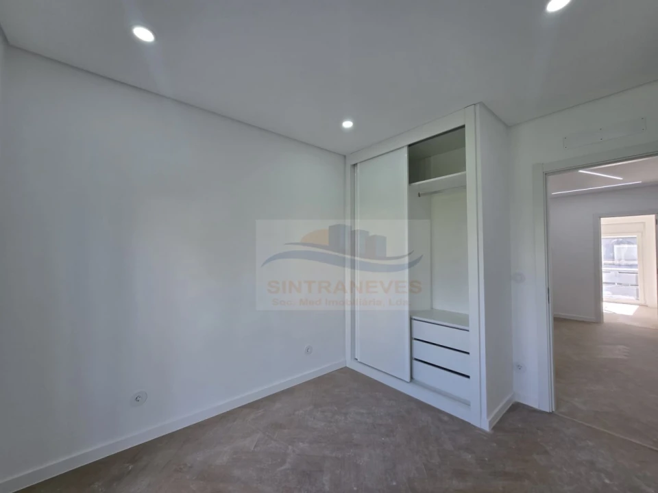 Apartamento T3 para Venda em Mina de Água Foto 8