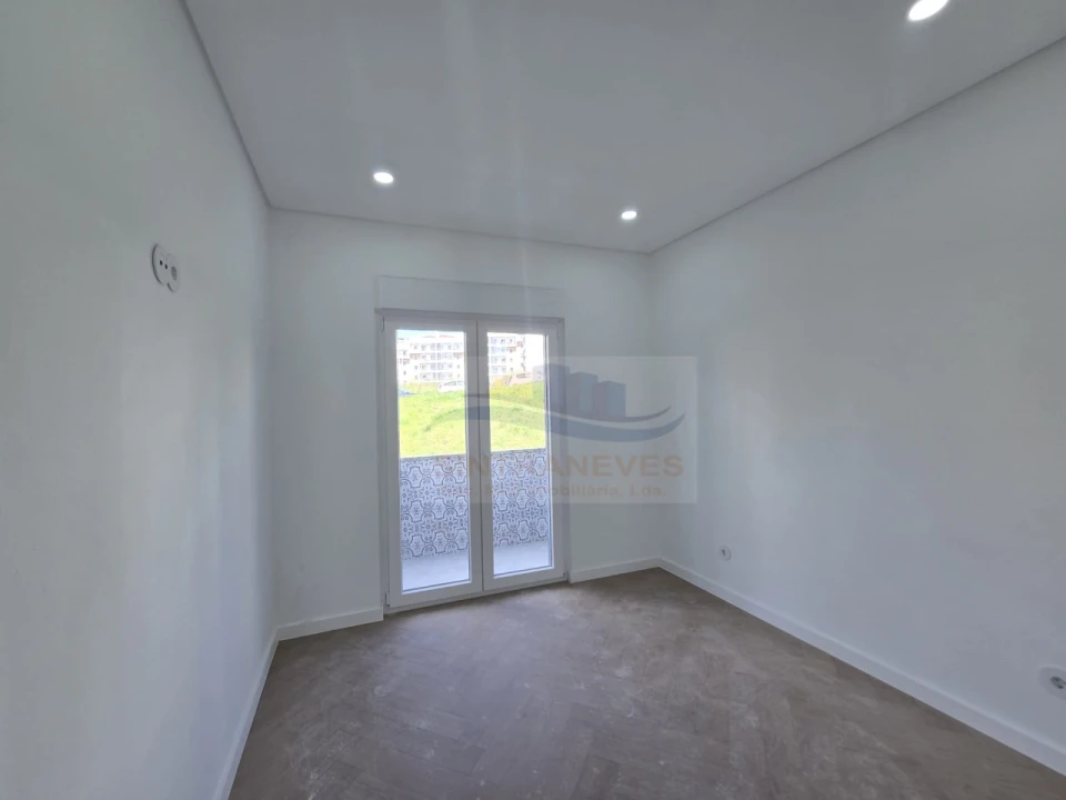 Apartamento T3 para Venda em Mina de Água Foto 15