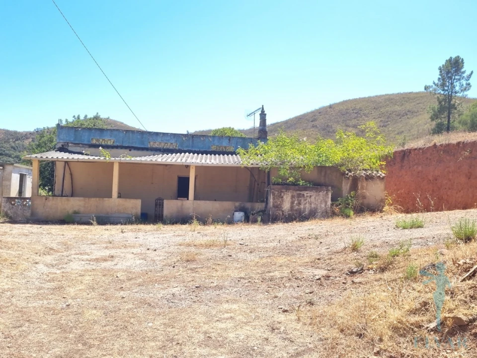 Moradia T3 para Venda em Alferce Foto 28
