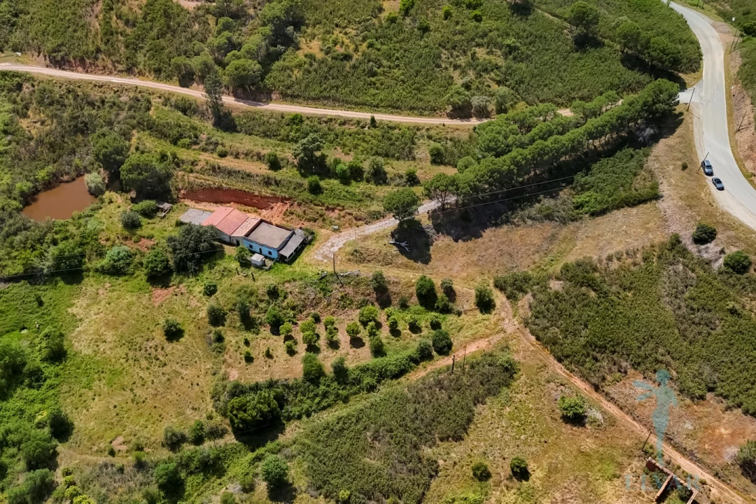 Quinta T3 para Venda em Alferce Foto 17