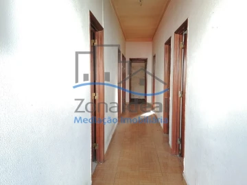Moradia T3 para Venda em Ota