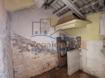 Moradia T3 para Venda em Ota