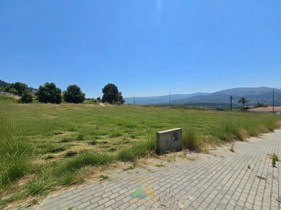 Terreno para Venda em Refoios do Lima Foto 7