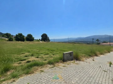 Terreno para Venda em Refoios do Lima