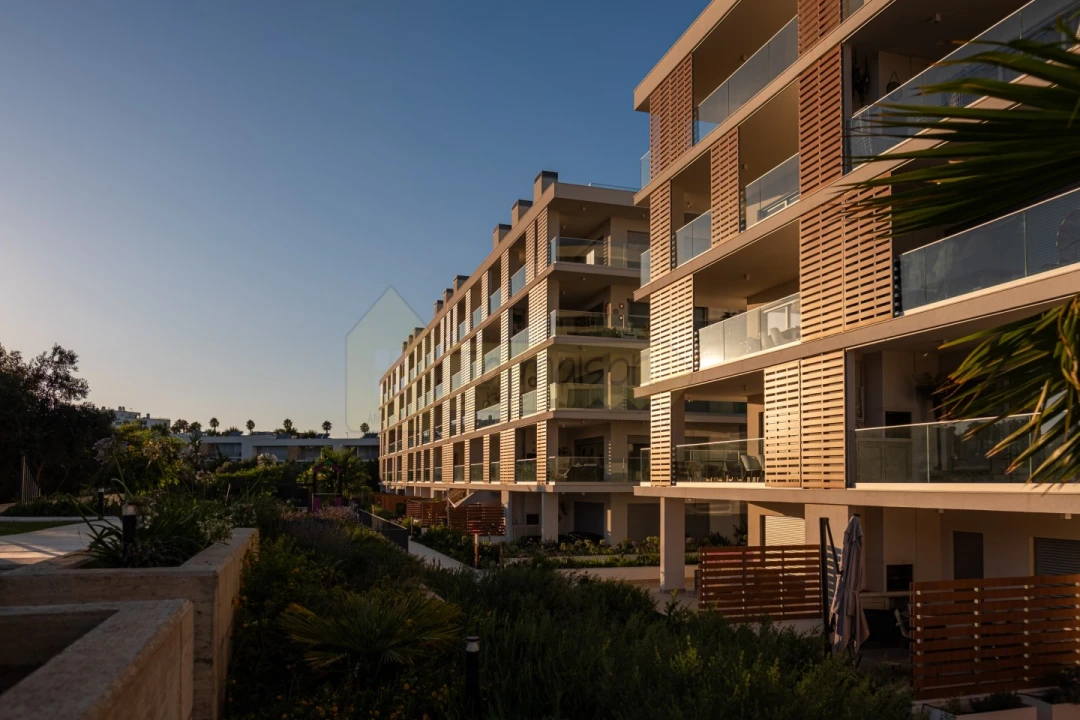 Apartamento T3 para Venda em Albufeira e Olhos de Água Foto 2