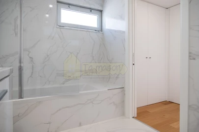 Apartamento T3 para Venda em Albufeira e Olhos de Água