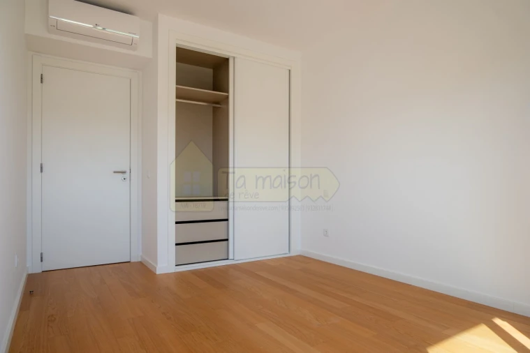 Apartamento T3 para Venda em Albufeira e Olhos de Água Foto 23