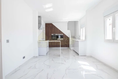Moradia T2 para Venda em Loule (São Clemente)