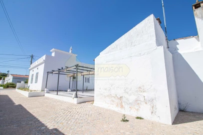 Moradia T2 para Venda em Loule (São Clemente)