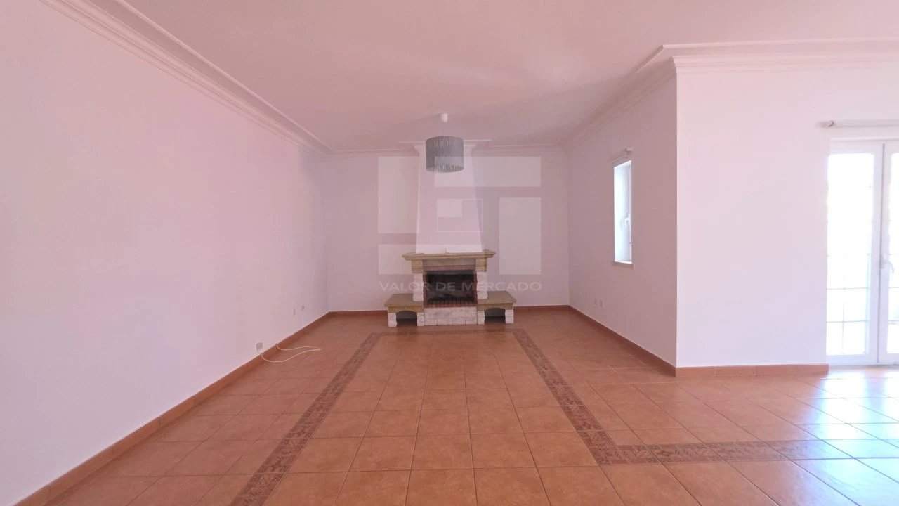 Apartamento T4 para Venda em Santa Maria e São Miguel, São Martinho, São Pedro Penaferrim Foto 12