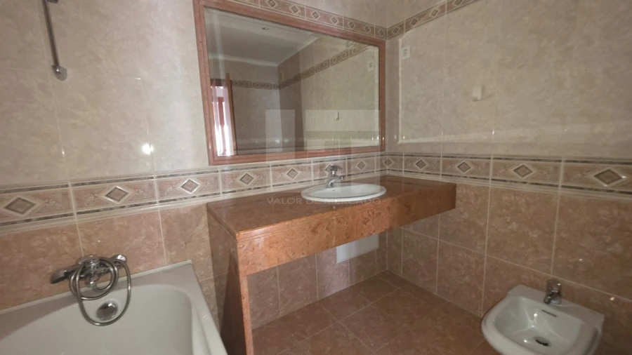 Apartamento T4 para Venda em Santa Maria e São Miguel, São Martinho, São Pedro Penaferrim Foto 39
