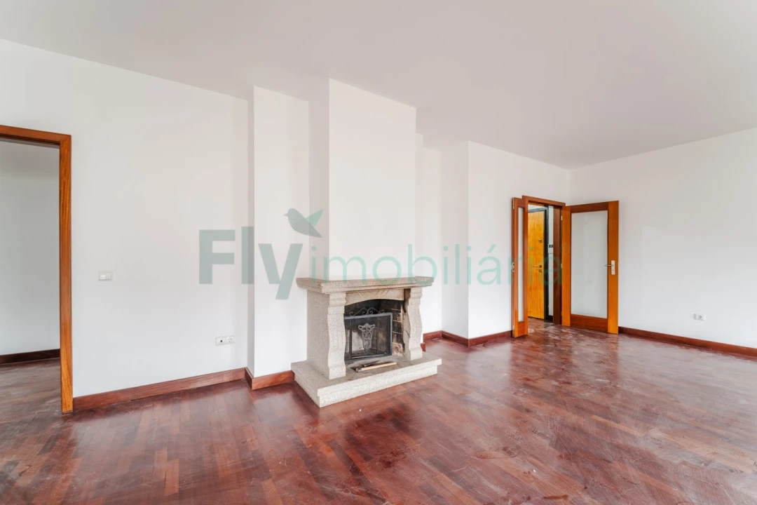 Apartamento T4 para Venda em Caldas de Vizela (São Miguel e São João) Foto 5