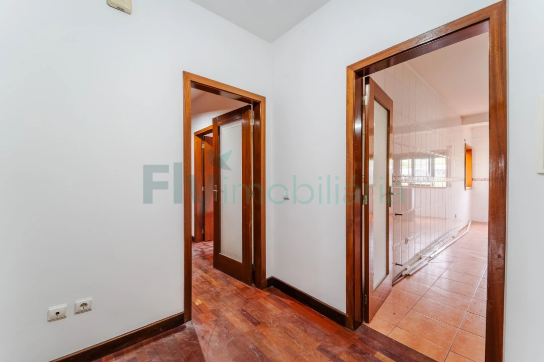 Apartamento T4 para Venda em Caldas de Vizela (São Miguel e São João) Foto 10