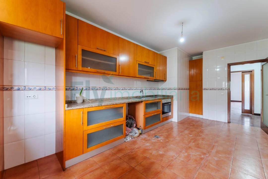 Apartamento T4 para Venda em Caldas de Vizela (São Miguel e São João) Foto 13