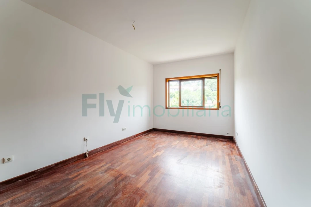 Apartamento T4 para Venda em Caldas de Vizela (São Miguel e São João) Foto 27