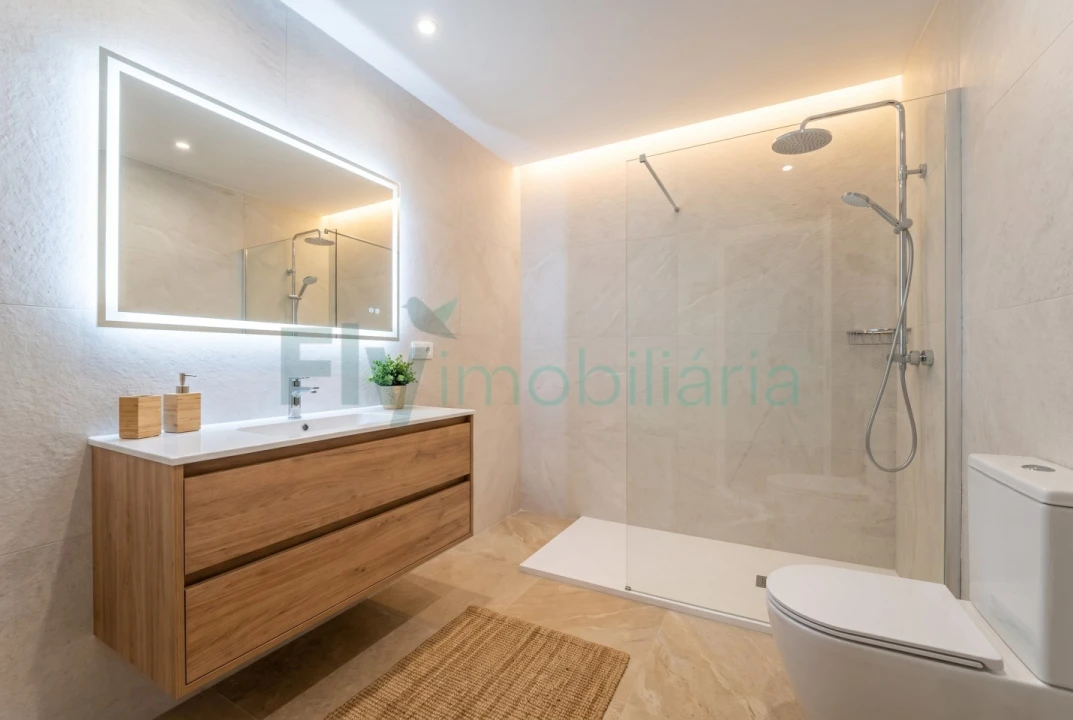 Apartamento T4 para Venda em Caldas de Vizela (São Miguel e São João) Foto 21