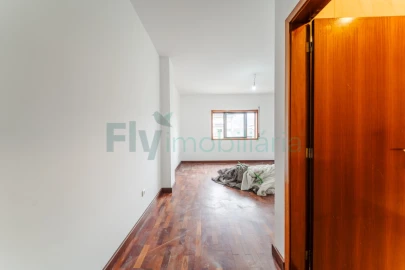 Apartamento T4 para Venda em Caldas de Vizela (São Miguel e São João)