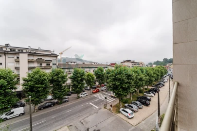 Apartamento T4 para Venda em Caldas de Vizela (São Miguel e São João)