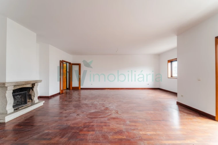 Apartamento T4 para Venda em Caldas de Vizela (São Miguel e São João) Foto 6