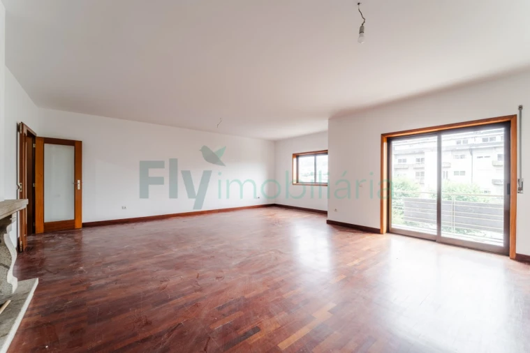 Apartamento T4 para Venda em Caldas de Vizela (São Miguel e São João) Foto 7