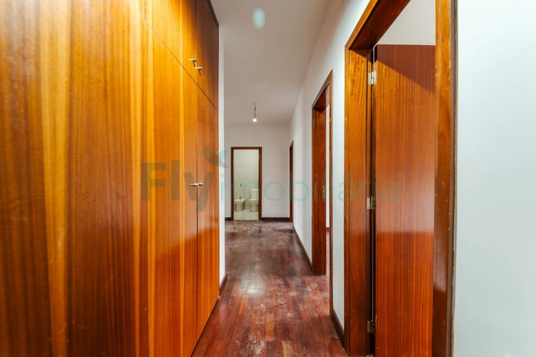 Apartamento T4 para Venda em Caldas de Vizela (São Miguel e São João) Foto 17