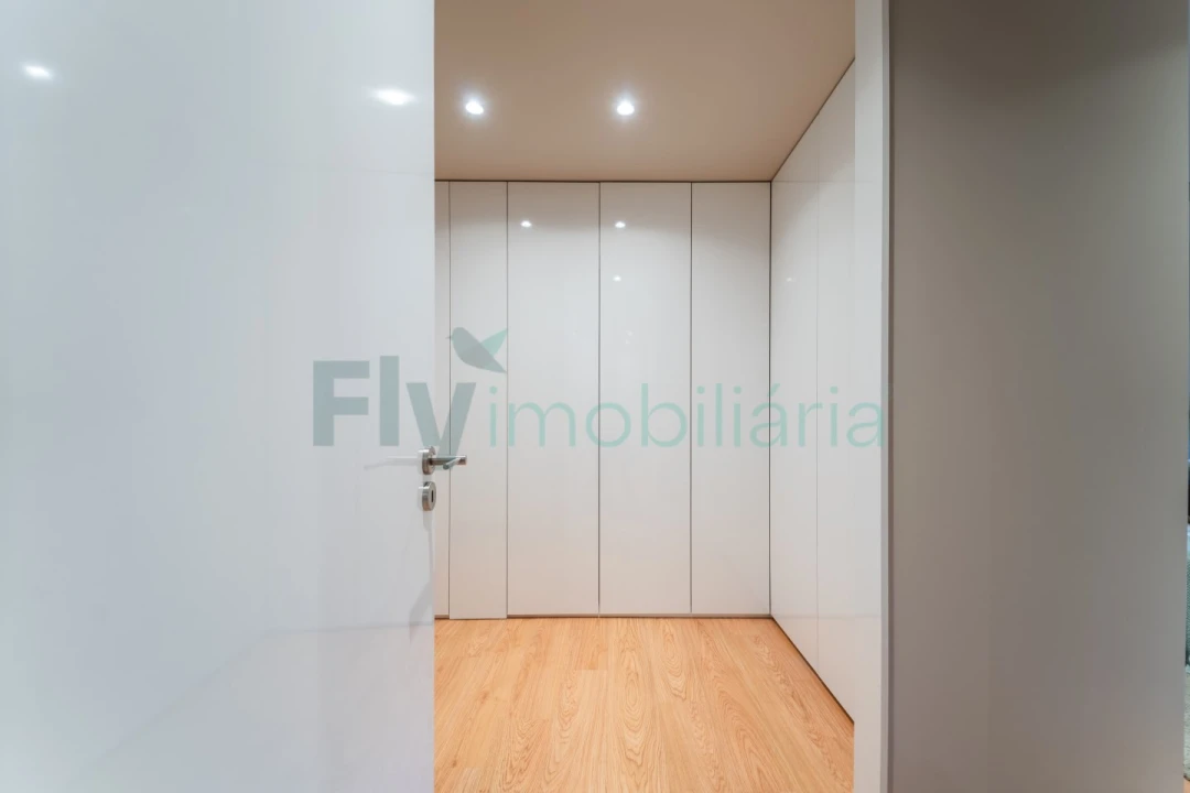 Moradia T3 para Venda em Polvoreira Foto 58