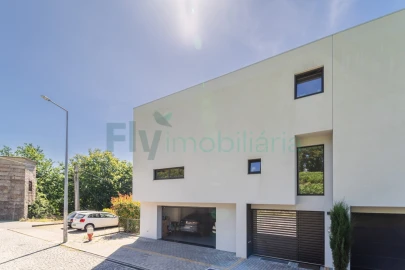 Moradia T3 para Venda em Polvoreira
